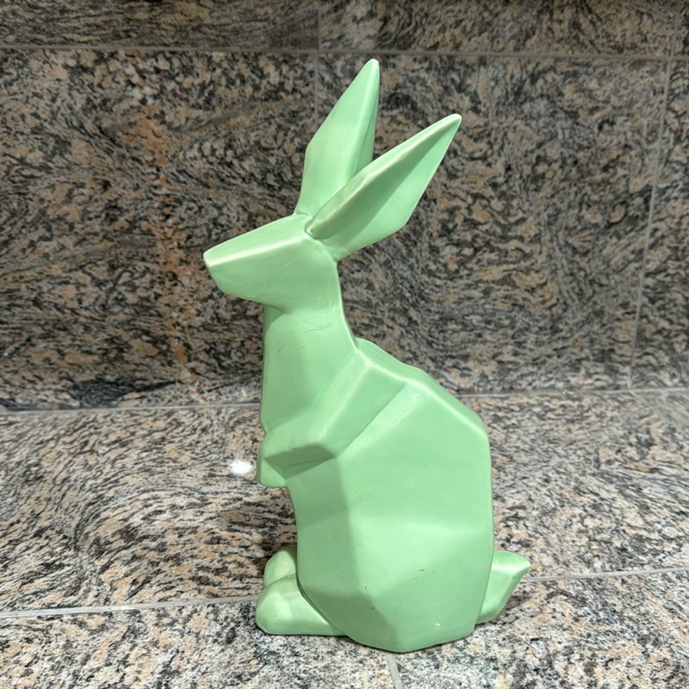 NWOT Green Kangaroo statue